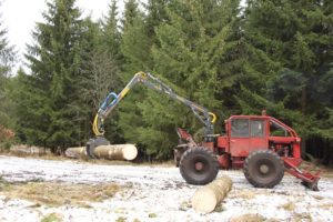 LKT 80 a hydraulická ruka FARMA C 6,3